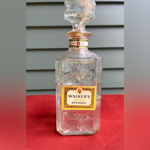 Vintage Dining Vintage Walkers Deluxe Bourbon Decanter 98 Poshmark